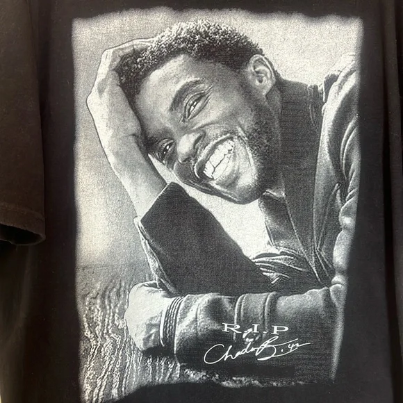 RIP Chadwick Boseman Black & White T-Shirt Size 2X - Picture 3 of 5